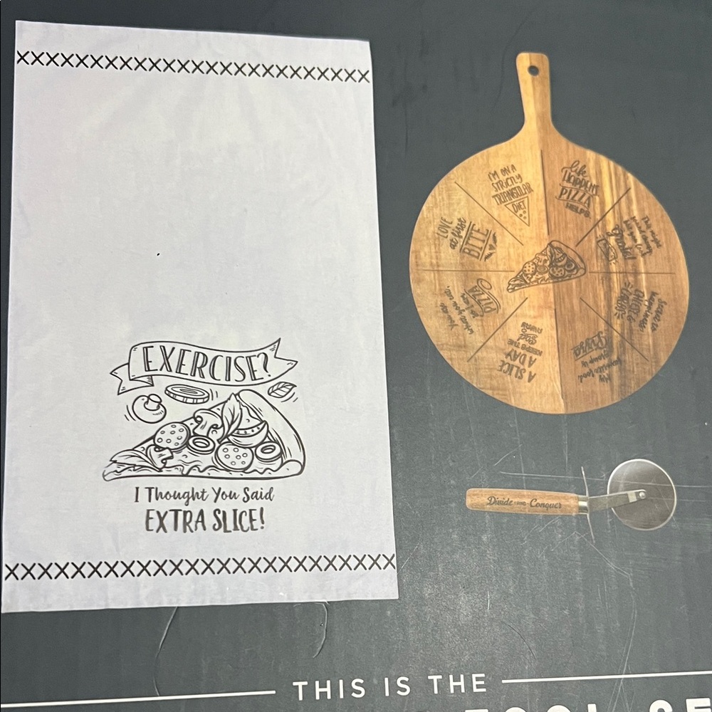 3 PC Pizza-Themed Kitchen Towel and Wooden Pizza Board Set